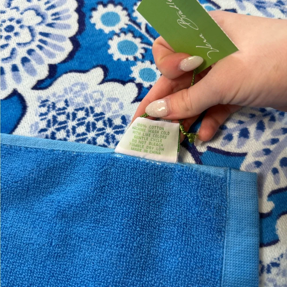 NWT Vera Bradley Blue Lagoon Beach Towel New Retired Pattern